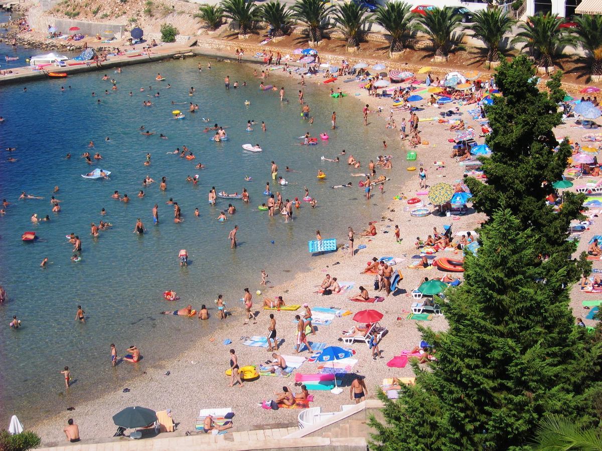 Hotel Zenit נאום מראה חיצוני תמונה