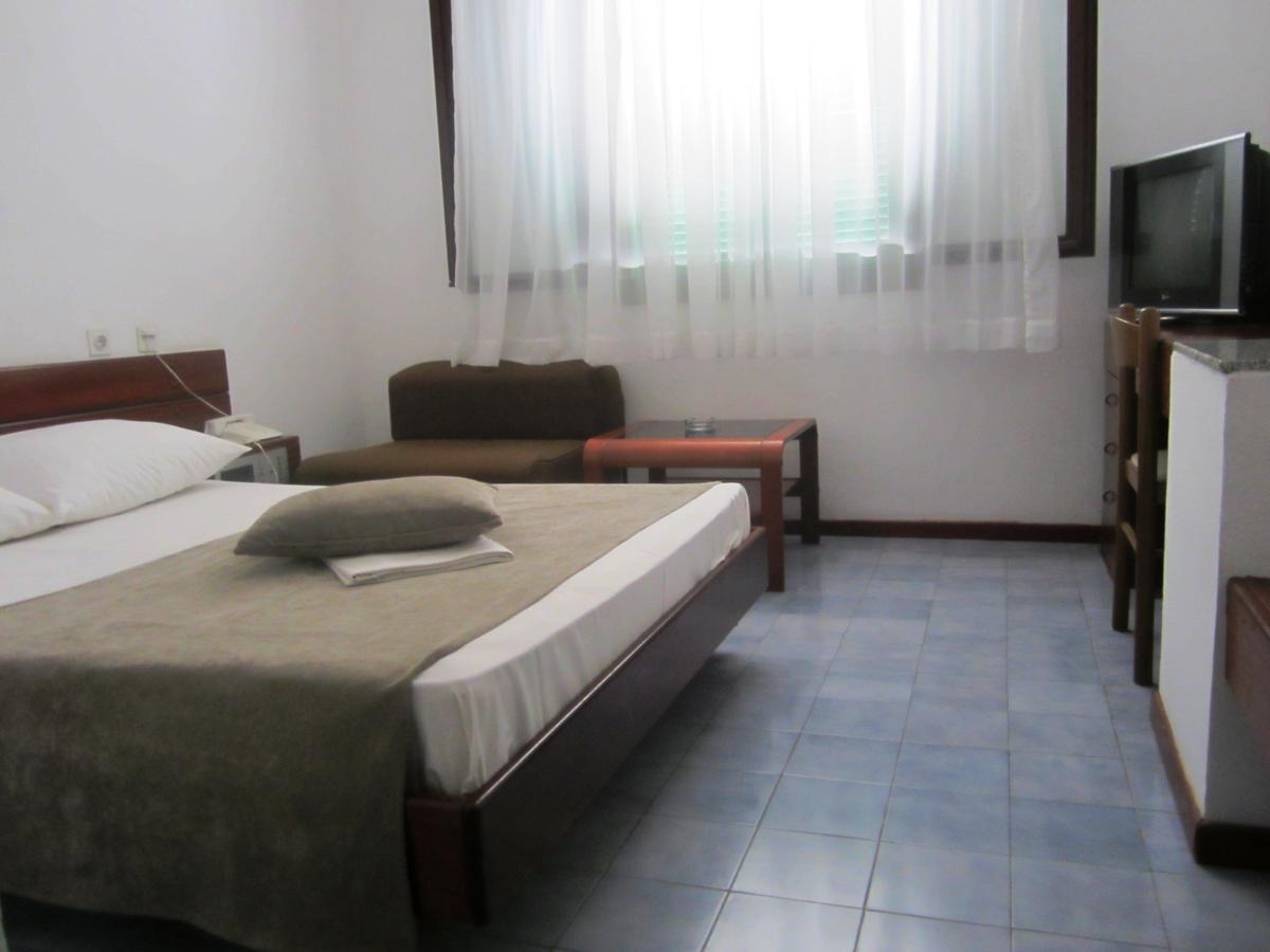 Hotel Zenit נאום מראה חיצוני תמונה